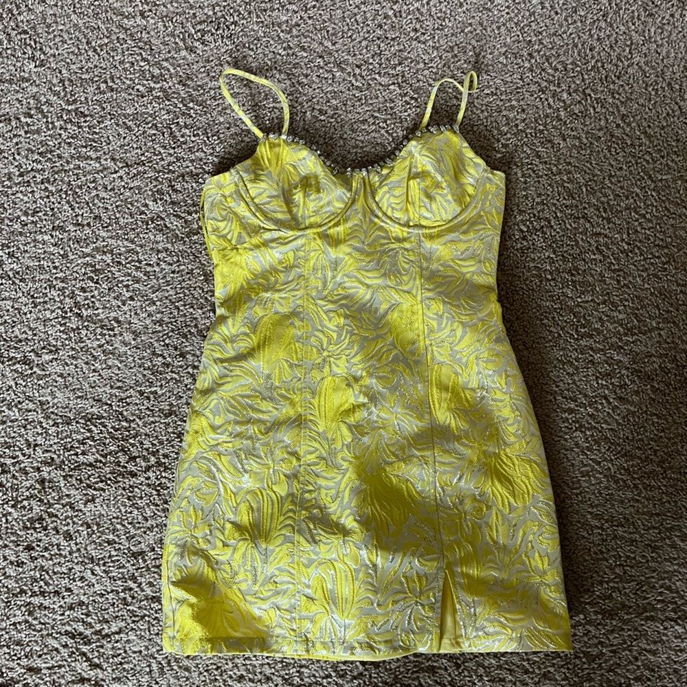 Brand new, yellow fashion, nova dress👗